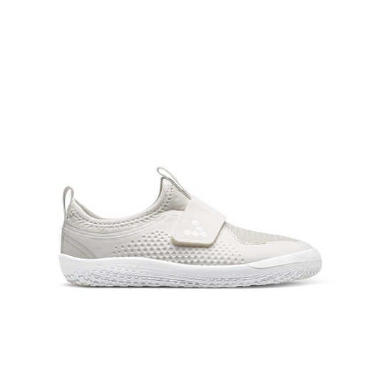 Shop online | Free shipping over $150 in Australia & New Zealand | Vivobarefoot Primus Sport stays in movement with the feet. The Kids Multi-terrain Sole is designed for ultimate flexibility, toe protection and ground feel for fast growing feet. Sock-like collar for a snug fit with a sporty look elastic toggle fastening. 