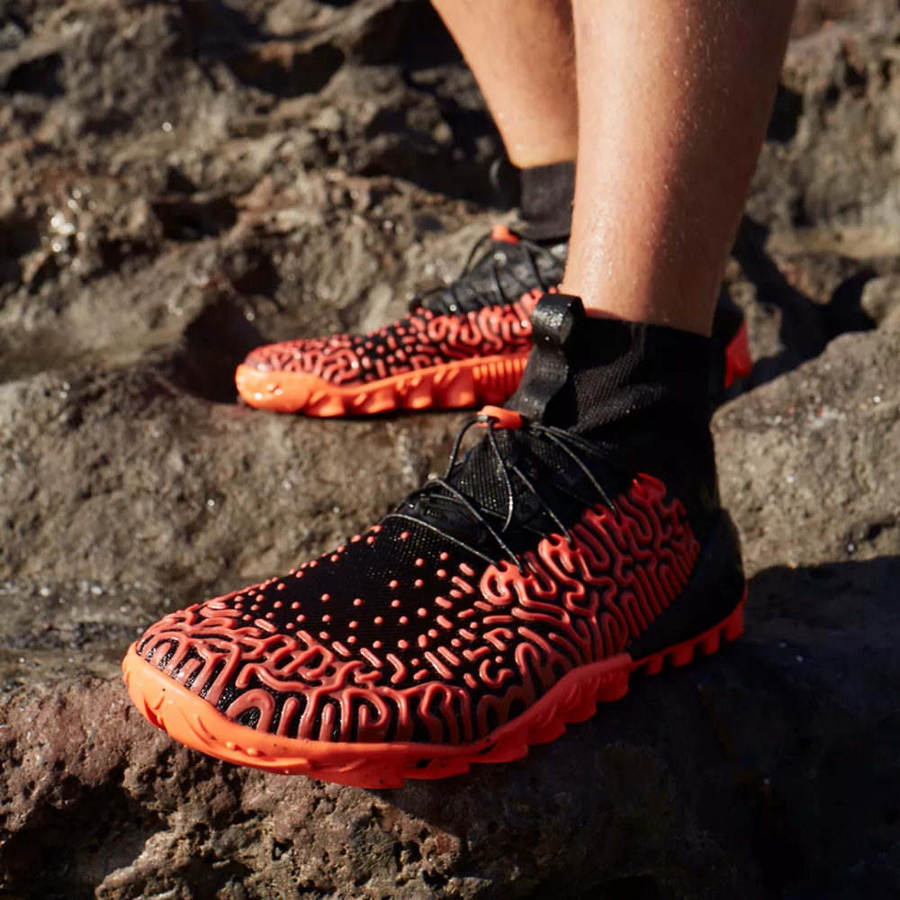 Vivobarefoot red 2025